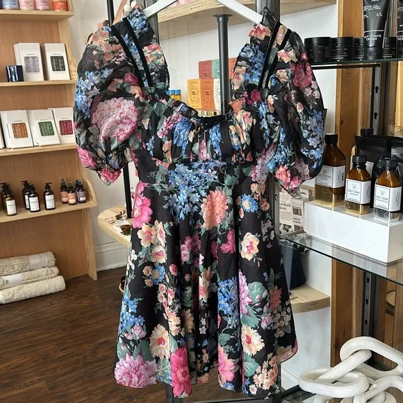 NEW Selkie The Puck Buttercream/ Jasmine Dress - Picture 2 of 8